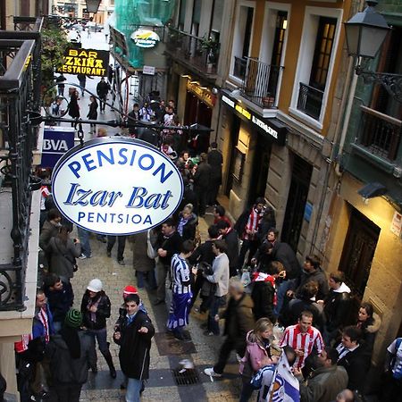 Pension Izar Bat ซานเซบาสเตียน ภายนอก รูปภาพ